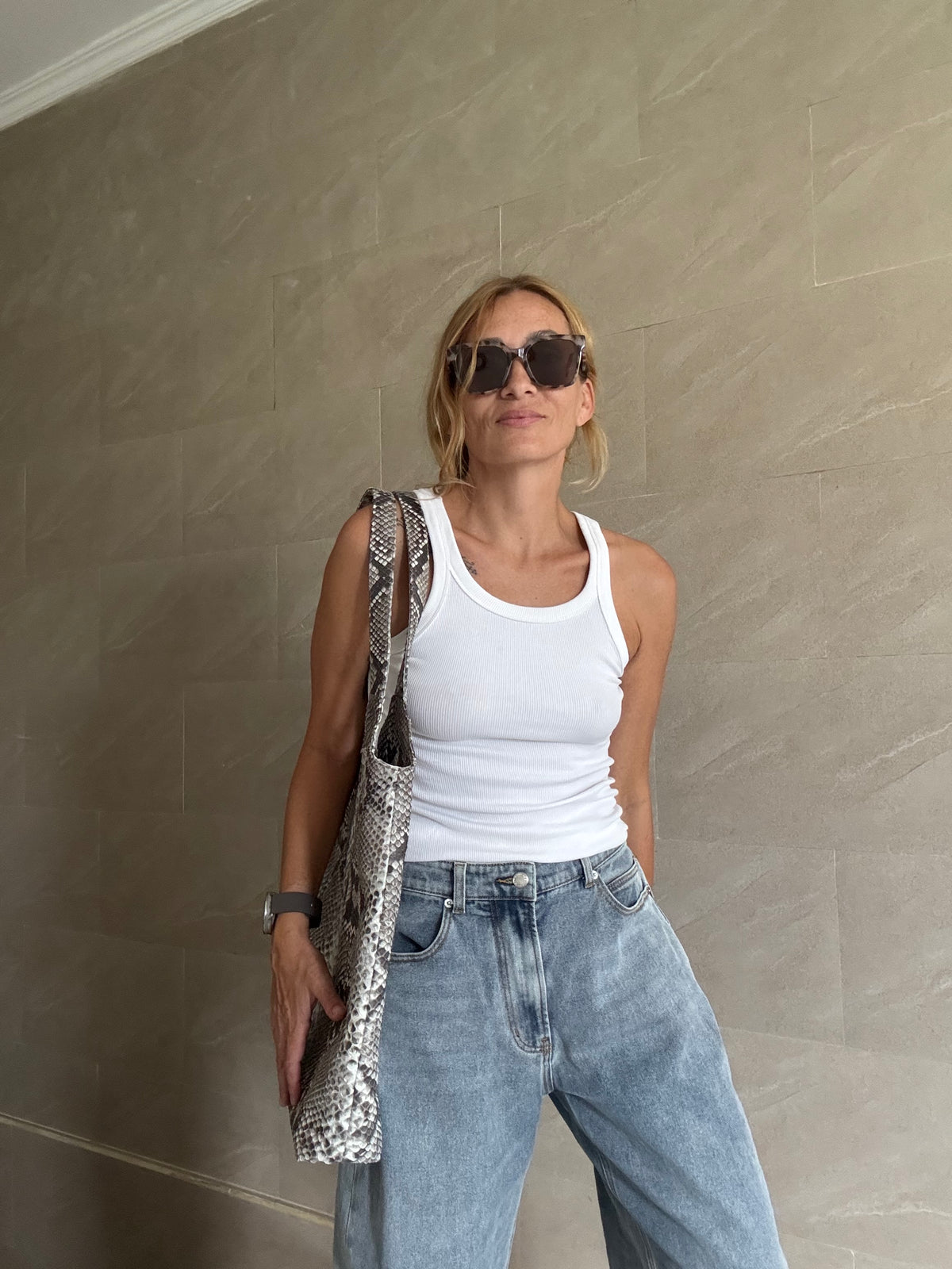 Handmade gray python skin shopper tote, 40/42 cm, made to order in Bali - photo 5