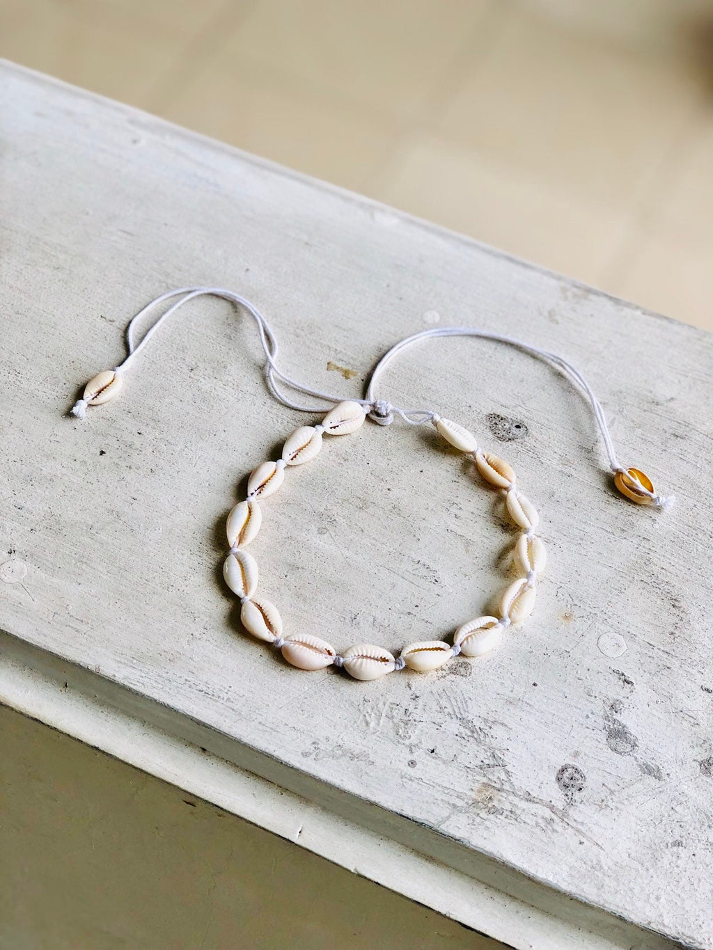 Shell Choker Necklace — White Cowrie