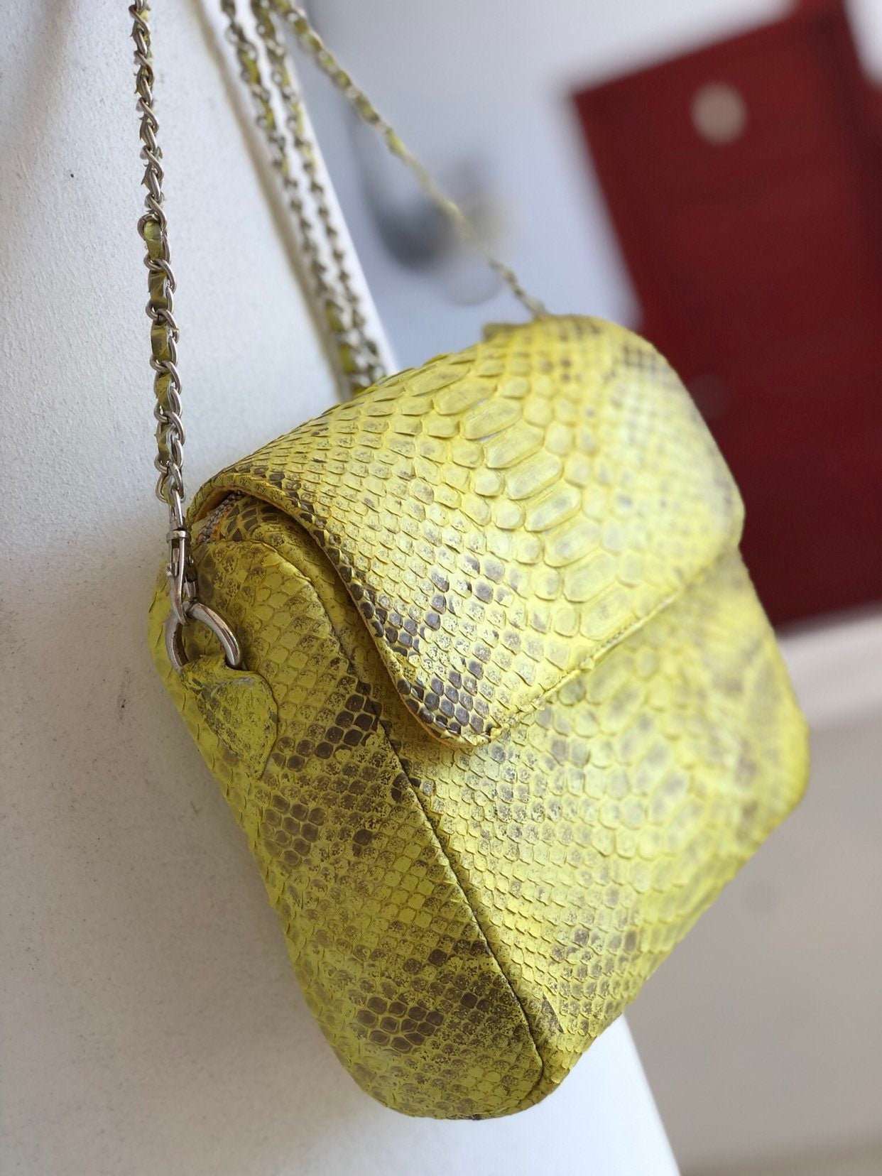 Genuine python skin crossbody chain yellow snake print tassel bag, summer bag elegant leather, snakeprint bag, convertable bag, yellow bag — Red