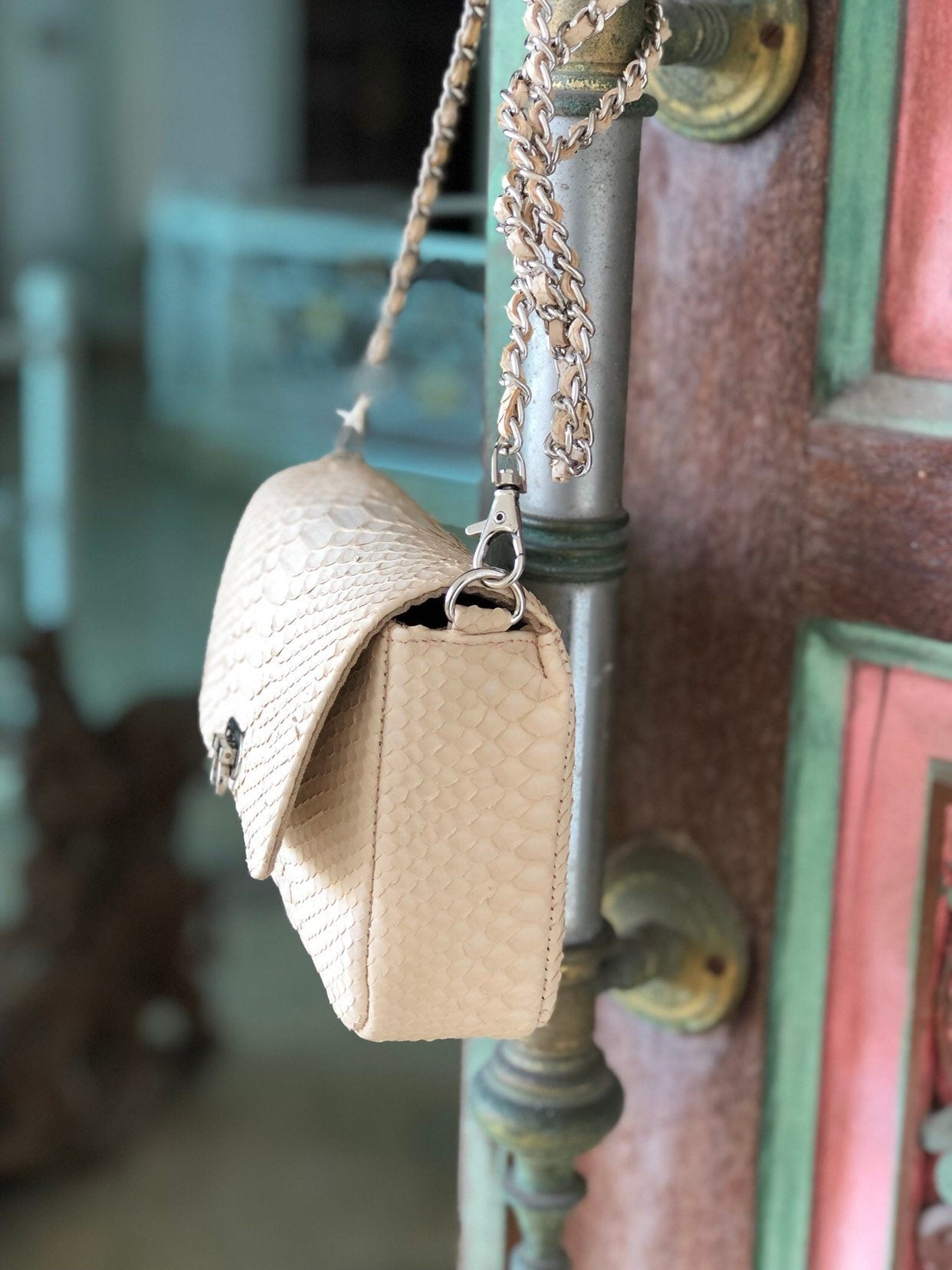 Genuine Python Skin Cream Color Crossbody Detachable Chain Handbag Mini Summer Elegant Classy Purse Clutch, Milk Color Python Leather Lady — Red