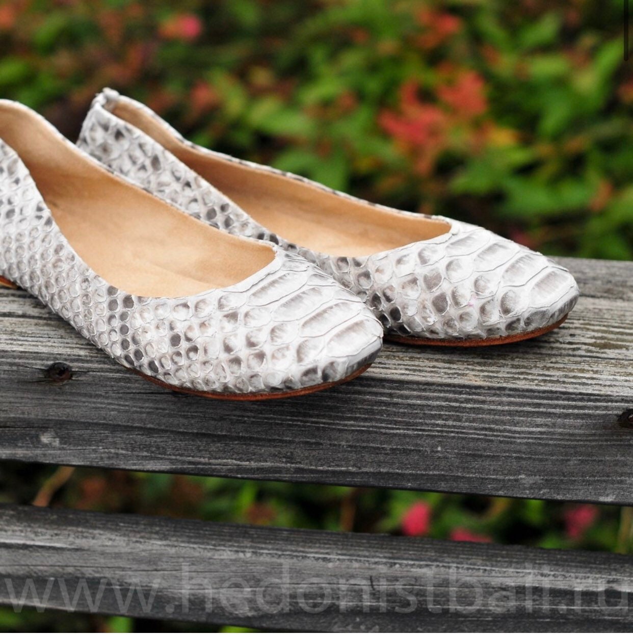 Python skin balet shoes | Woman flat shoes | exotic leather shoes | snake print flat mules | Genuine python gray flat shoes | elegant  shoes
