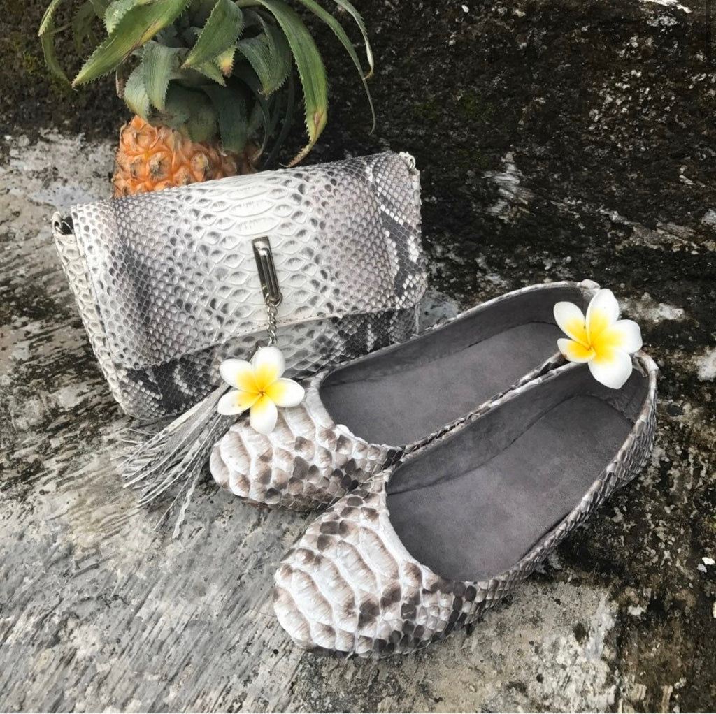 Python skin balet shoes | Woman flat shoes | exotic leather shoes | snake print flat mules | Genuine python gray flat shoes | elegant  shoes