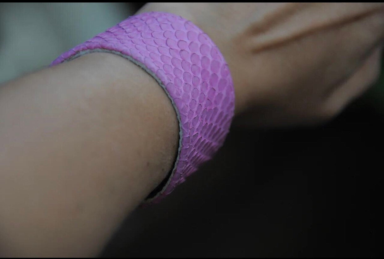 Pink Genuine Python Skin Bracelet | Wide leather women bracelet | Buttoned flat women bracelet | woman summer accesoiries | snake bracelet