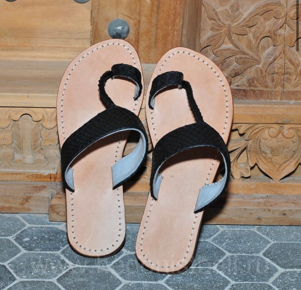Python skin sandal — Black