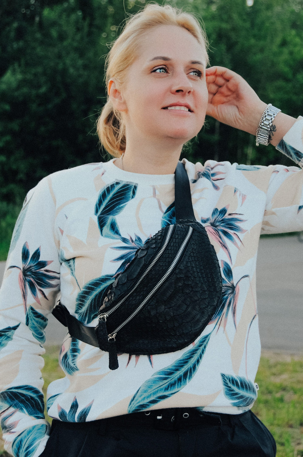Genuine Python Skin Fanny Pack — Black