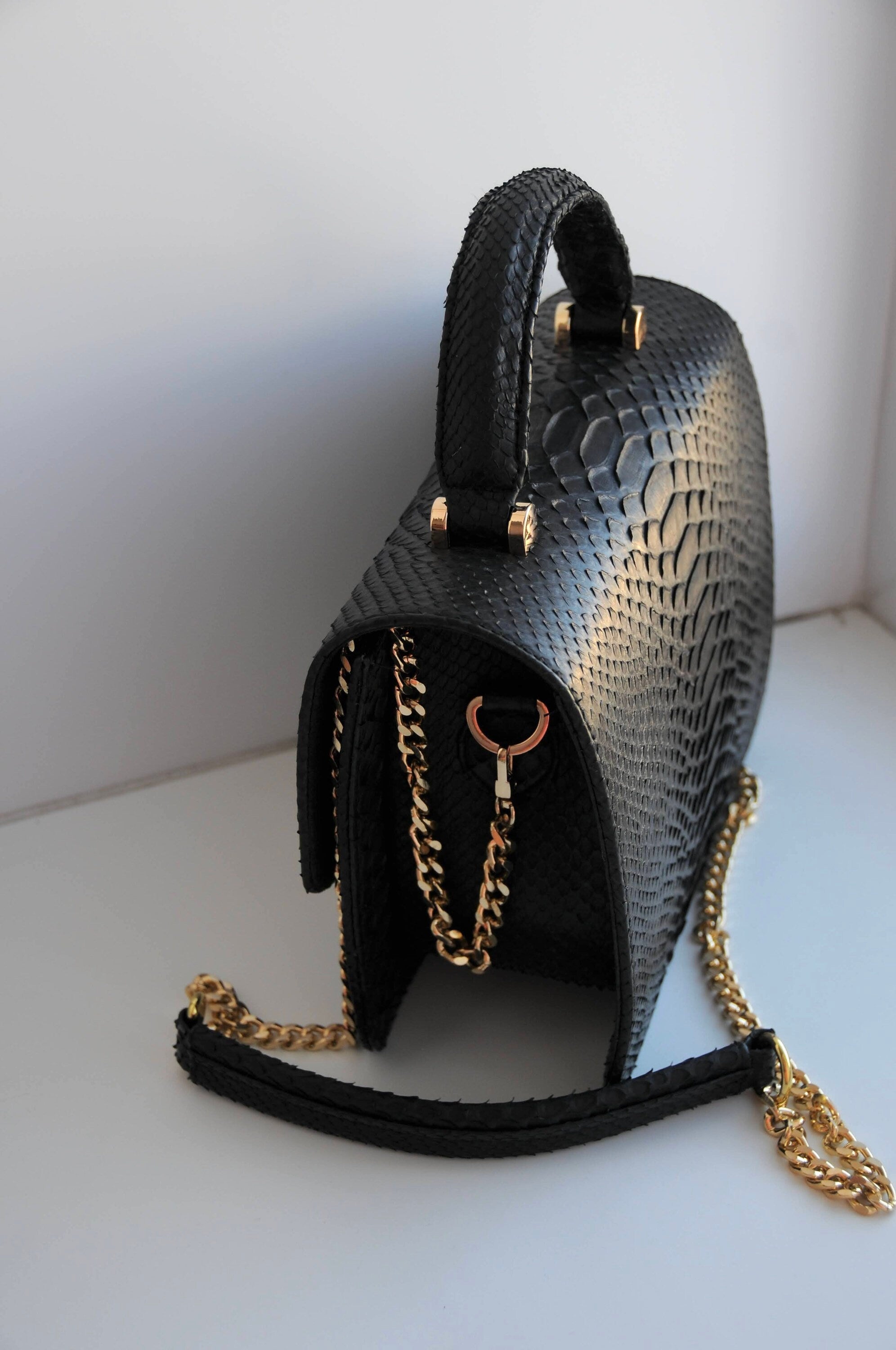 Genuine python skin classy woman bag | designer leather bag | woman hadle bag | chain crosshandle elegant snake bag | Snake print purse