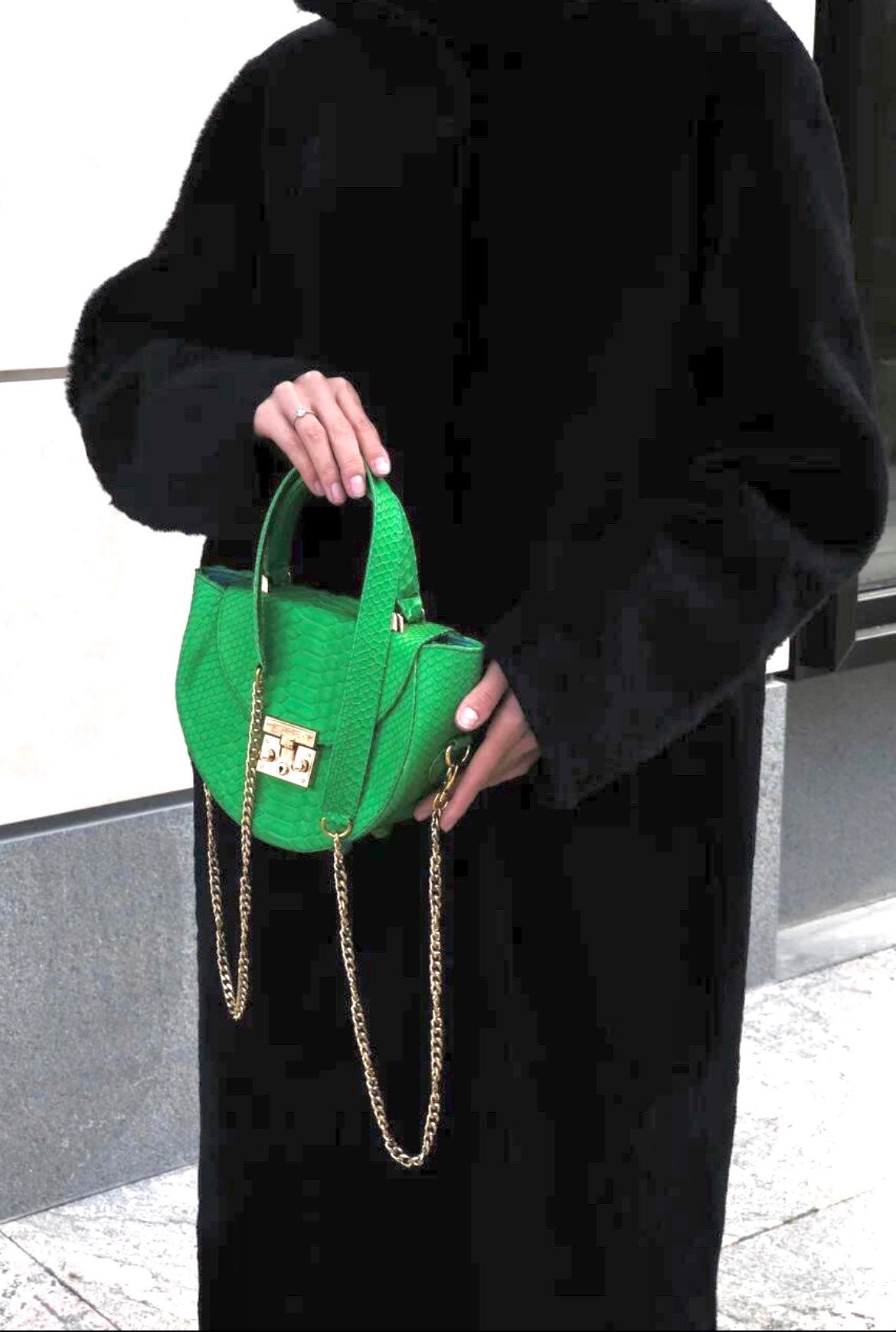 Genuine Python Skin Crosshandle Elegant Green Bag