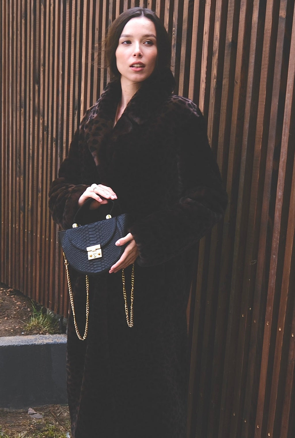 Genuine Python Skin Crosshandle Elegant Black Bag