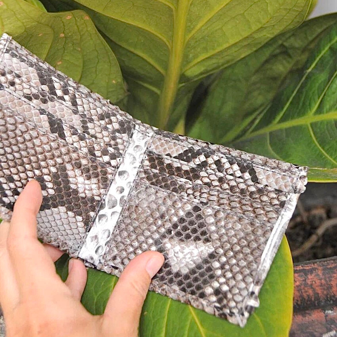 Genuine Python Skin Men Flat Wallet — Black