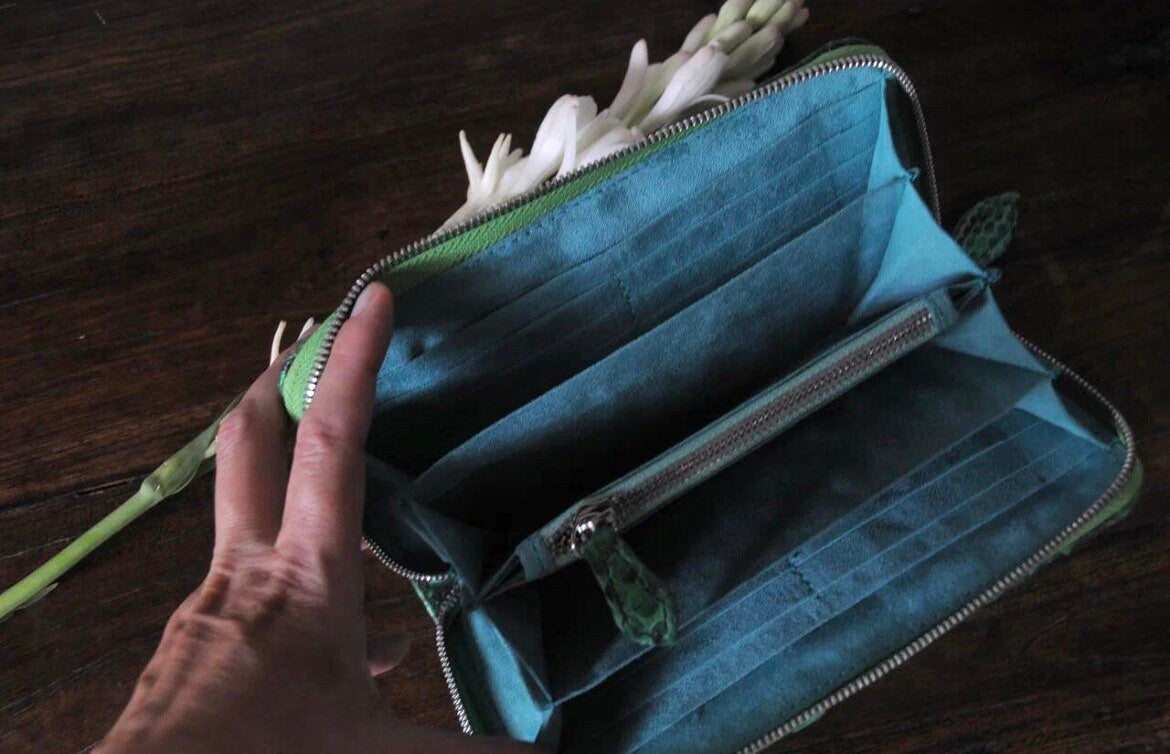 Python skin Wallet Green