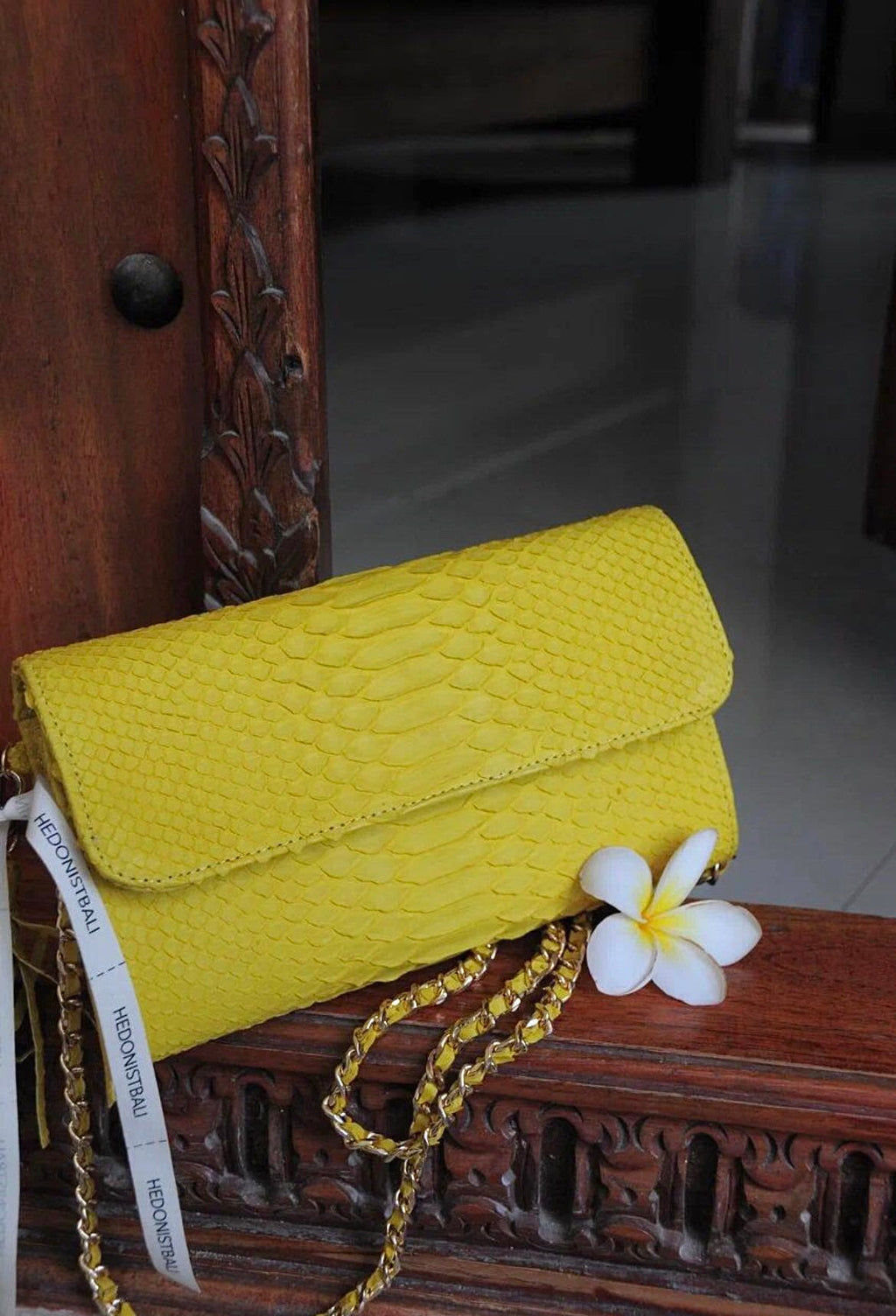 Genuine python skin classy yellow flat clutch with shoulder chain