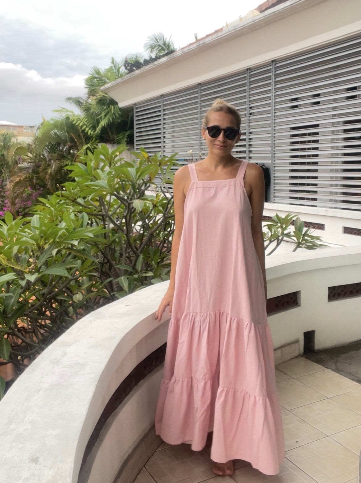 Linen loose light pink summer feminine dress / comfort women vacation summer long oversize dress