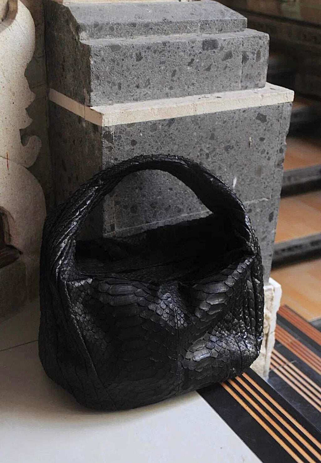 Medium Soft Hobo Classy Sport Woman Stitched Bag — Black