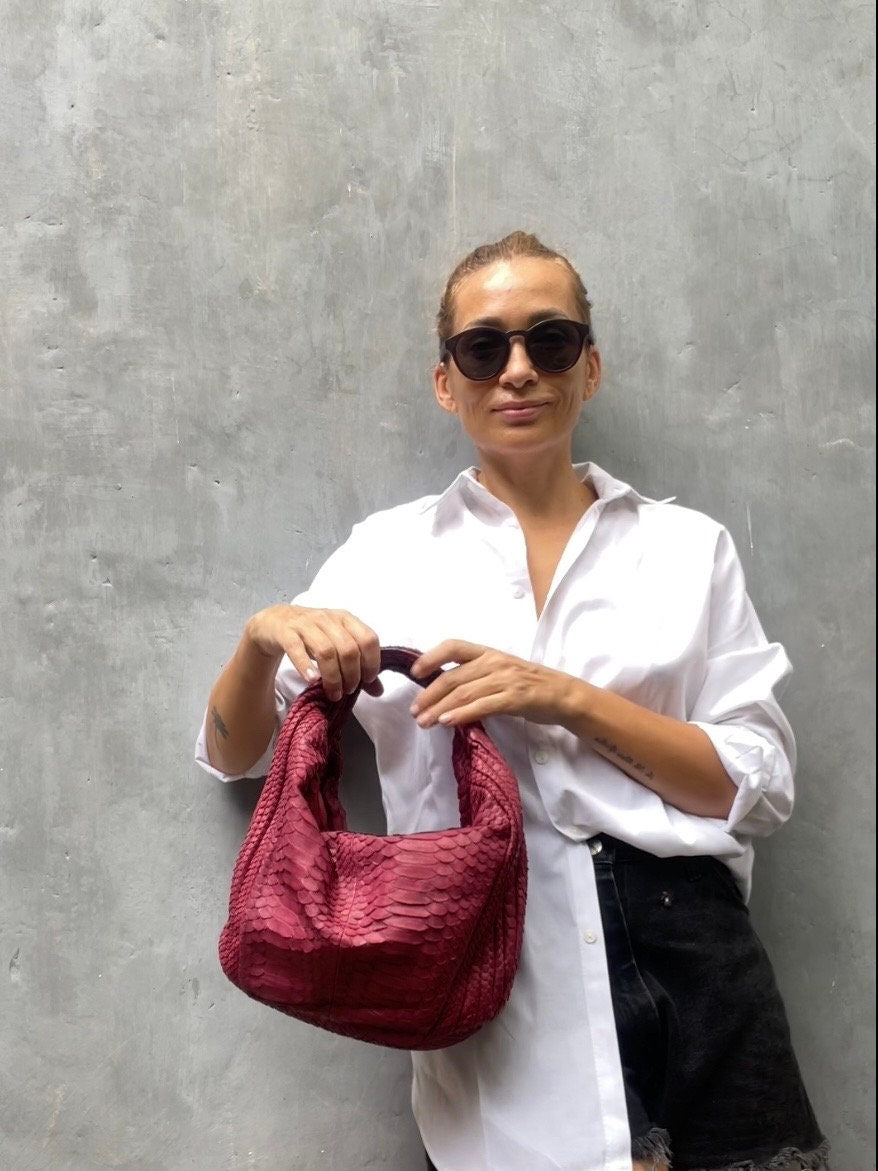 Medium Soft Hobo Classy Sport Woman Stitched Bag — Red
