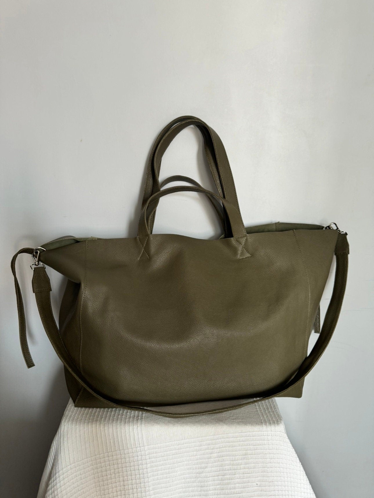 Genuine leather khaki green oversize tote shopper triple handle big bag / everyday purse / handmade bags / designer bags / summer bag / — Red