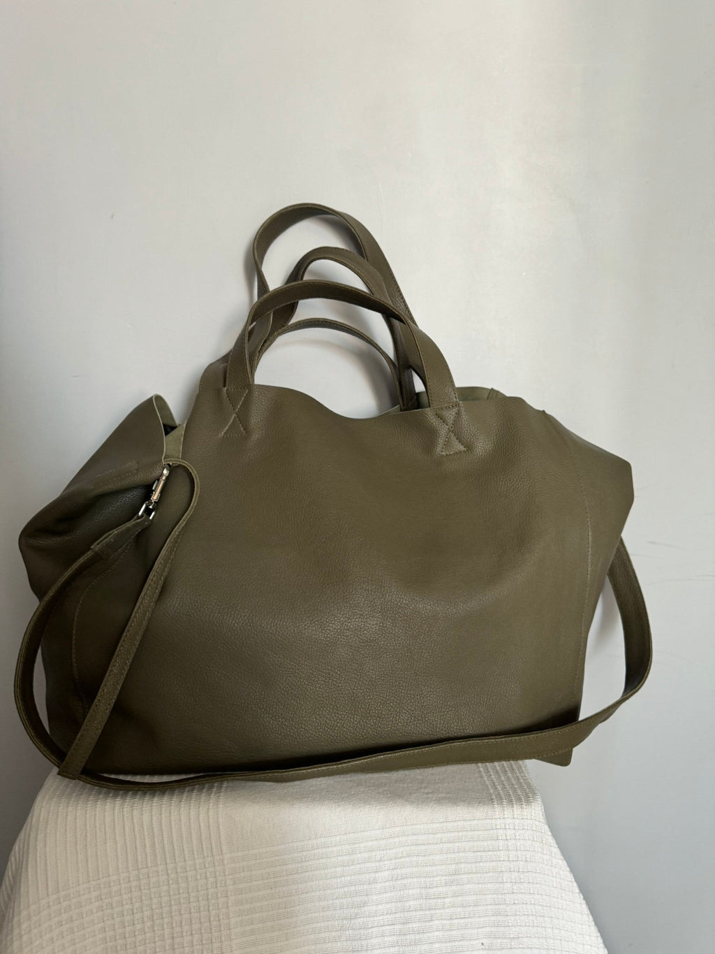 Genuine Leather Oversized Tote Bag — Khaki Green