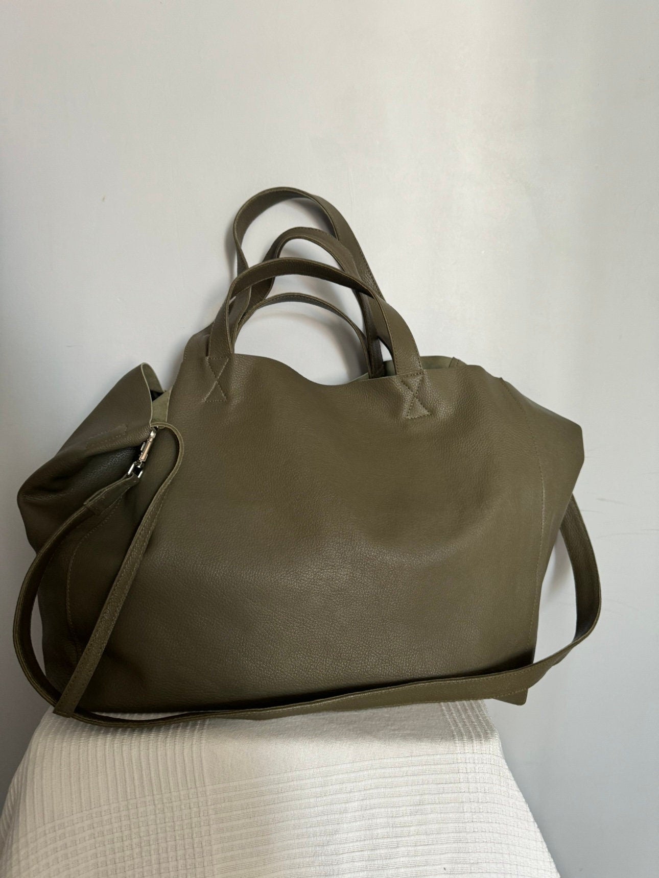 Genuine leather khaki green oversize tote shopper triple handle big bag / everyday purse / handmade bags / designer bags / summer bag / — Red