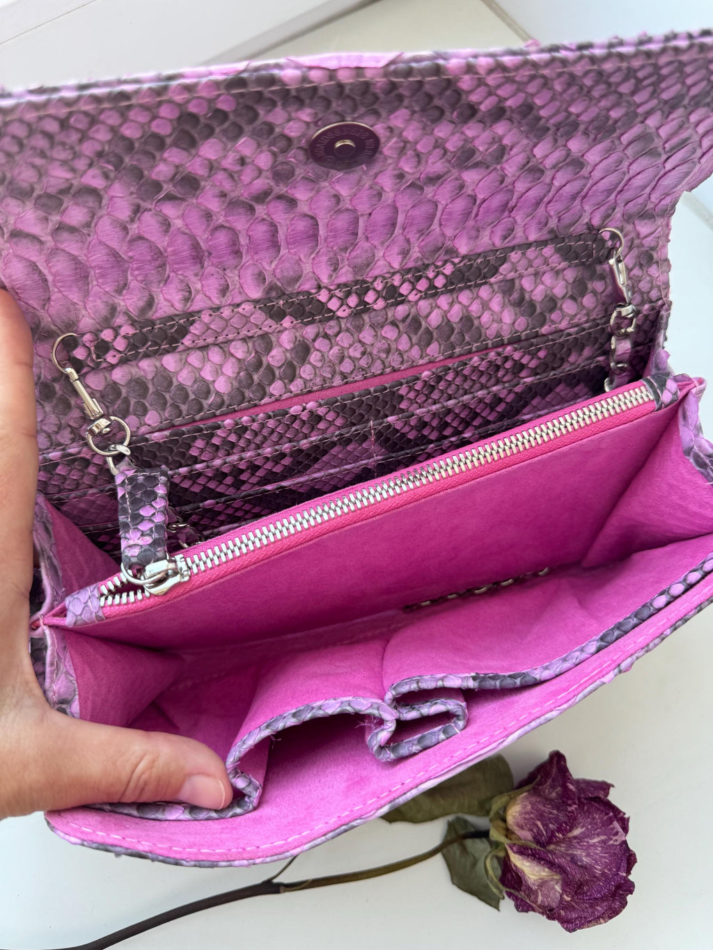 Genuine python skin classy flat clutch with shoulder chain — Pink