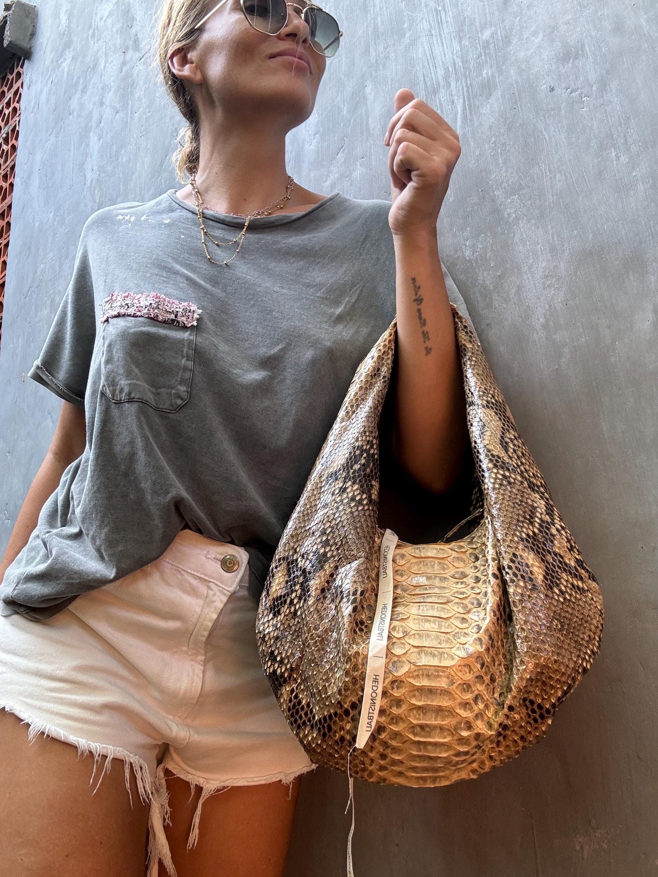 Medium Soft Hobo Classy Sport Woman Bag — Red