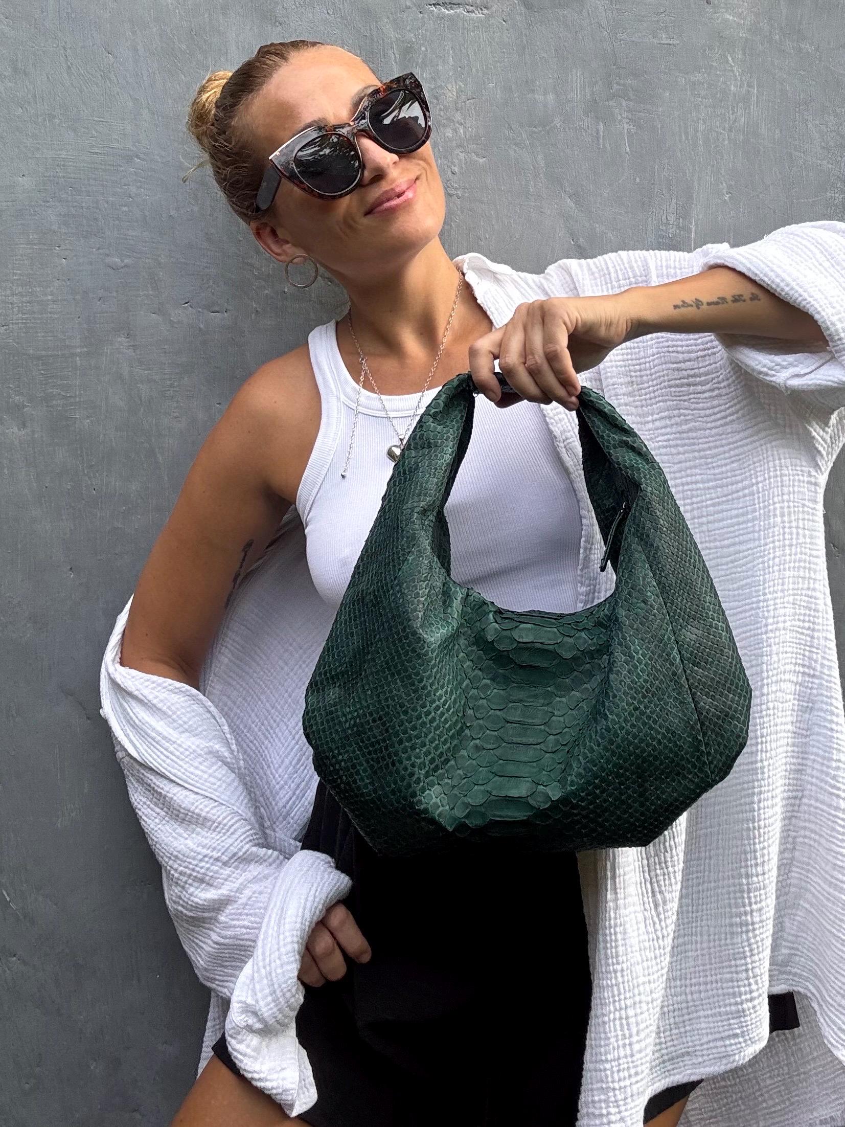 Medium Soft Hobo Classy Sport Woman Bag — Red