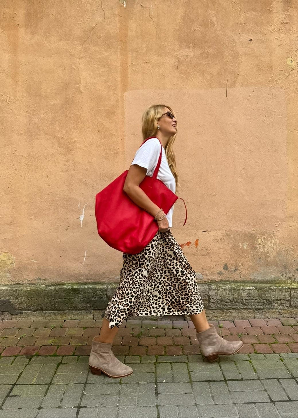 Genuine leather red tote shopper big bag / everyday purse / handmade bags / designer bags / summer bag / gift for her